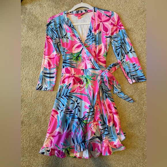Lilly Pulitzer Dresses & Skirts - Lilly Pulitzer size xs wrap dress